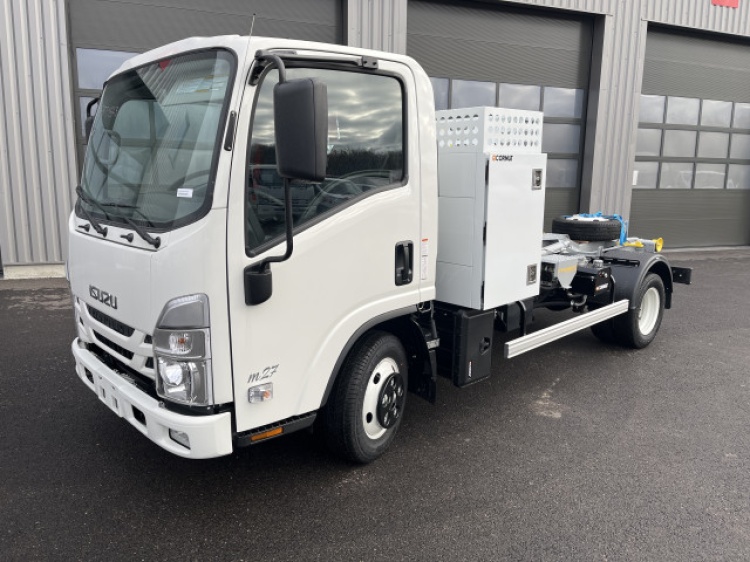 ISUZU M27 3.0L 150CH BVM POLYBENNE+ COFFRE